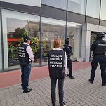 ANAF: Prejudiciu de peste 90 milioane de lei din vânzarea de mașini second-hand aduse din UE, printr-un lanț de firme de tip „conductă”. Informații Profit.ro - Percheziții DNA și la regionala Iași a ANAF
